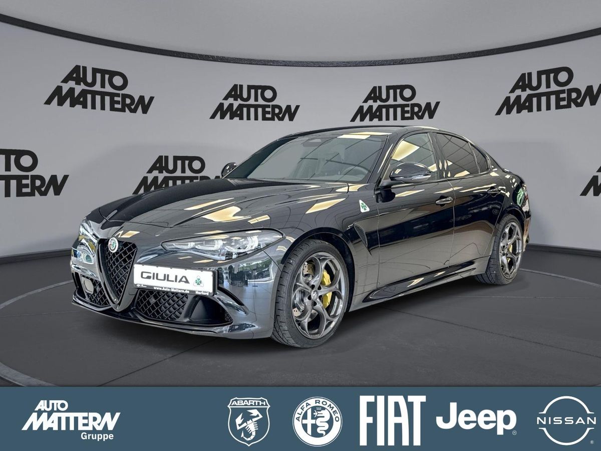 Alfa Romeo Giulia 2.9 V6 Bi-Turbo Quadrifoglio Oro +Akrapovic Leasing