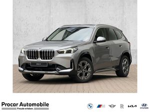 BMW X1 sDrive20i xLine PANO AHK RFK NAVI LED DAB