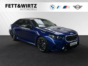 BMW M5 Limousine AHK|Panorama|B&W|DAProf.