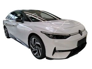 Volkswagen ID.7 Pro S - Interieur Plus und Exterieur Plus Paket + Pano / 8-fach Bereift