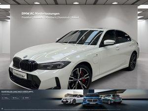 BMW 330e M Sport Harman/K LiveCockpitProf Kamera