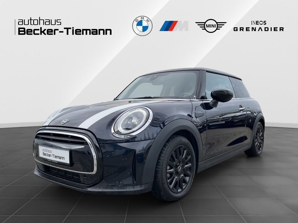 MINI Cooper Classic Trim LED Navi RFK Klimaautomatik Leasing