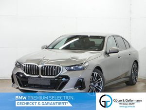 BMW i5 eDrive40 M Sport //Stop&Go AHK HeadUp B&W