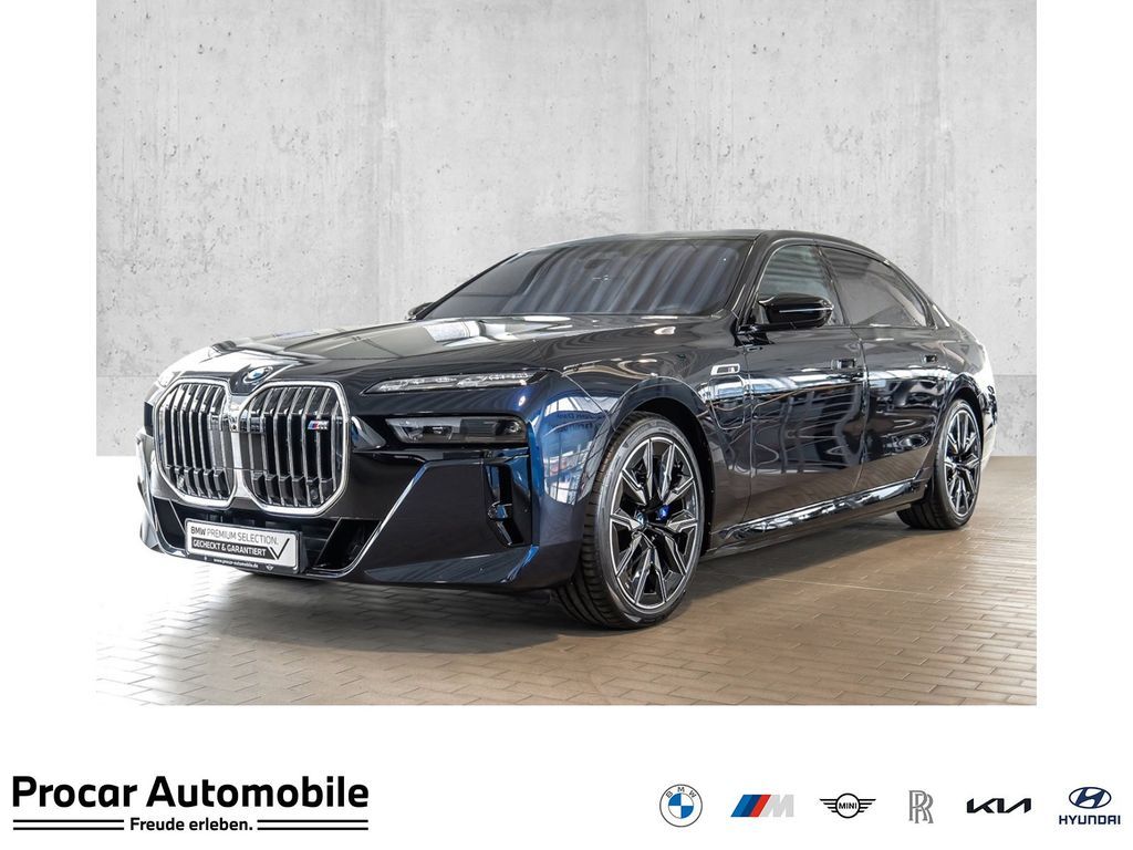 BMW M760e xDrive Pano SkyLounge Massage DAProf PAPro Leasing