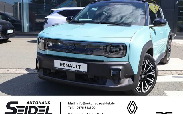 Renault 4-e-tech Iconic 150 Comfort Range 5dr