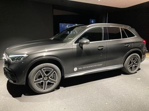 Mercedes-Benz GLC 300 de 4matic AMG AHK MBUX Winterpaket Leasing