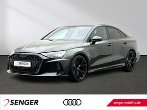 Audi RS3 Limousione Sonderlack Oakgrün Metallic (Porsche)