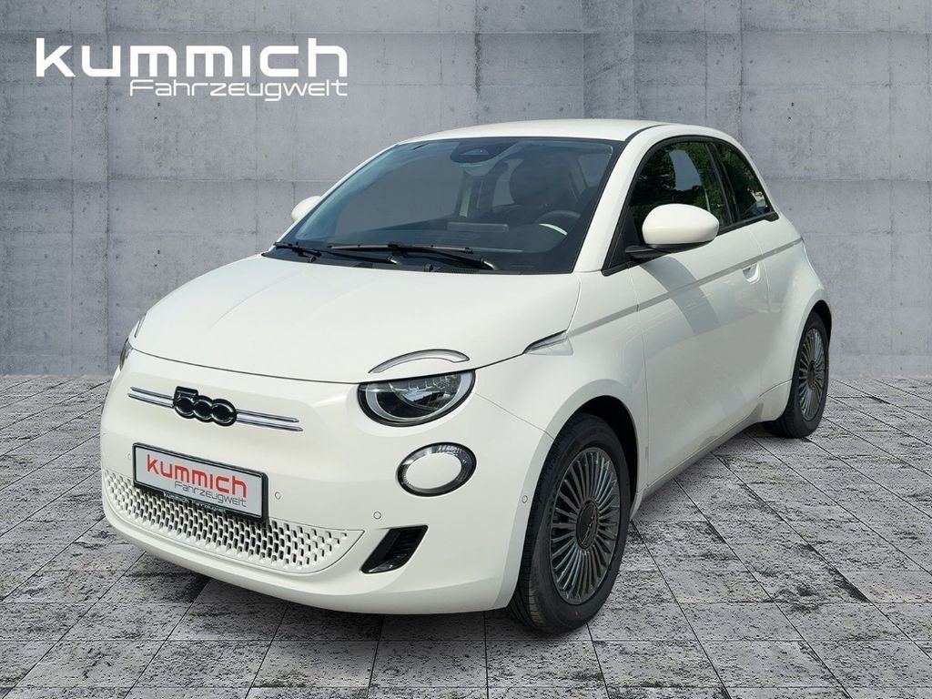 Fiat 500e Icon 42 kWh mtl. Rate 152,- /6000,- Anz.* Leasing