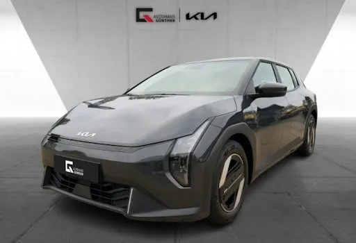 Kia Ev4 81 KWh 150 KW Air Frontantrieb 5dr