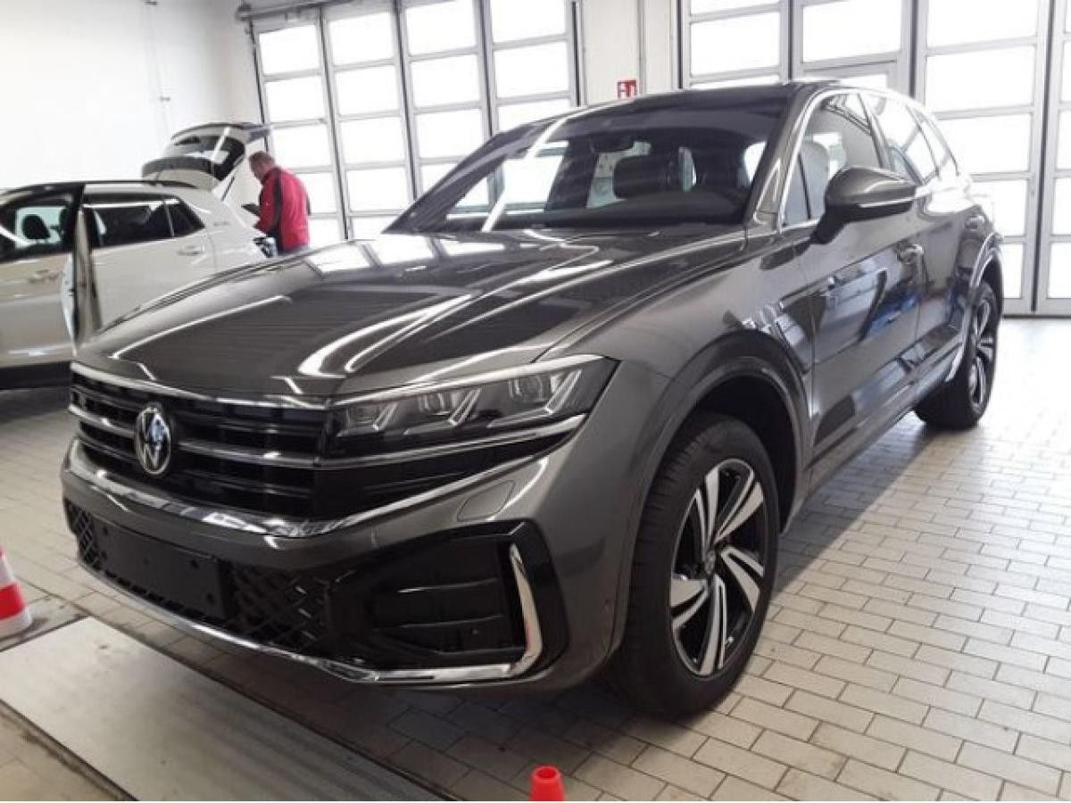 Volkswagen Touareg 3.0TDI +R-LINE+AHK+LEDER+KAMERA+ Leasing