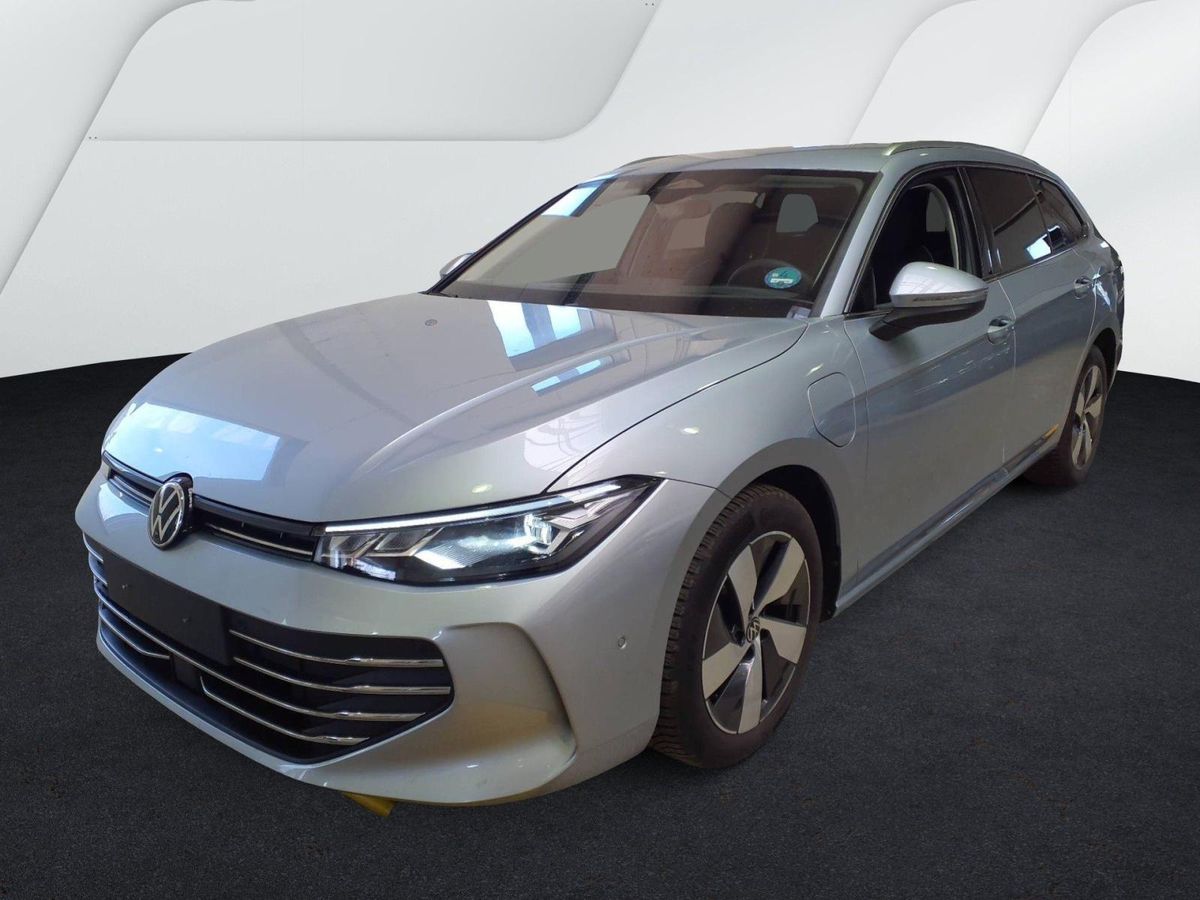 Volkswagen Passat Variant  Business 1.5 TSI eHybrid 110kW DSG - LED AHK IQ.Drive Area View LM PDC Massage SHZ GJR DCC Leasing