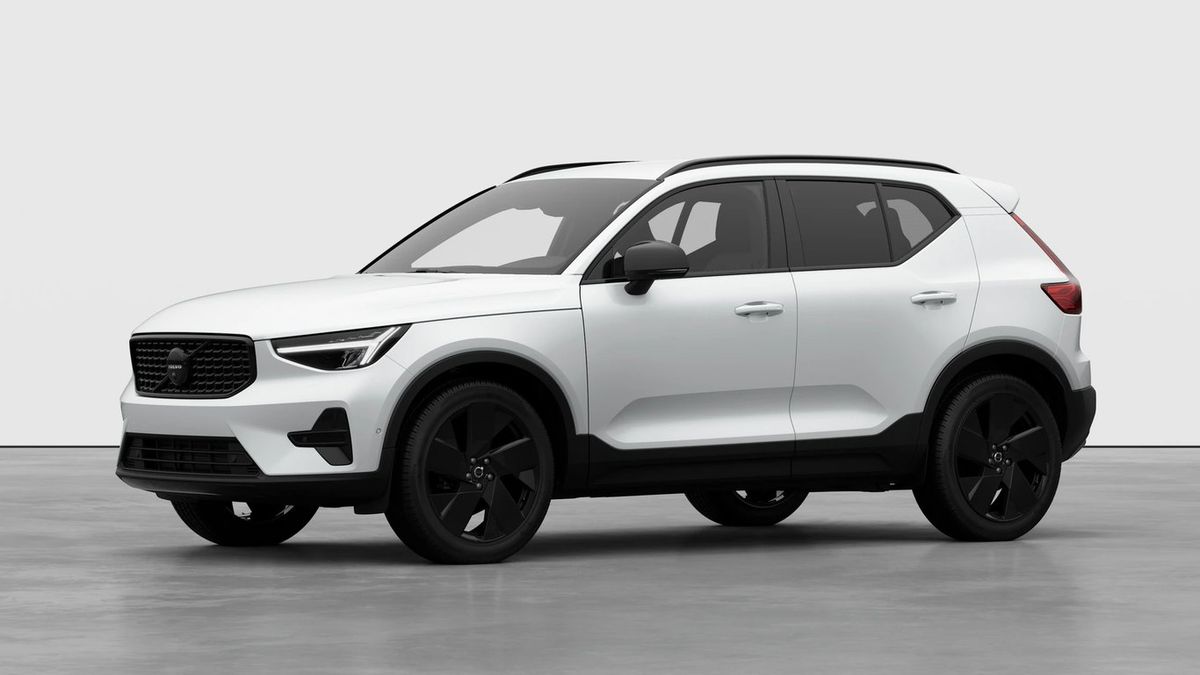 Volvo XC40 Black Edition Plus Leasing