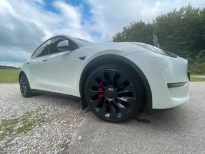 Tesla Model Y Performance *fast neu* Leasingübergabe - Leasingübernahme