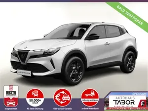 Alfa Romeo Junior Ibrida LED 17"LM Klimaaut Temp CarPla PDC