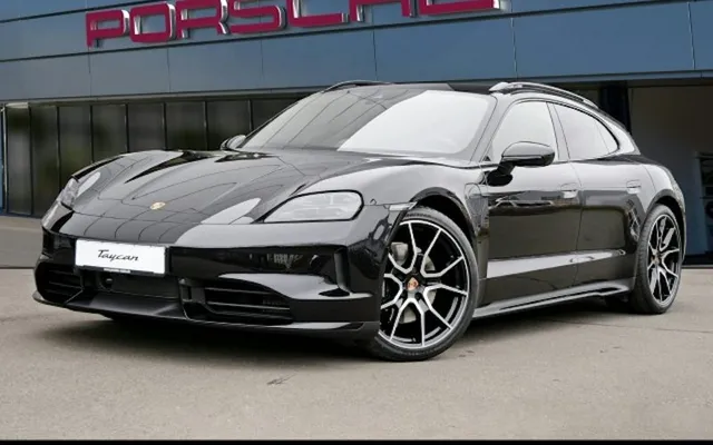 Porsche Taycan 4 Black Edition 4dr