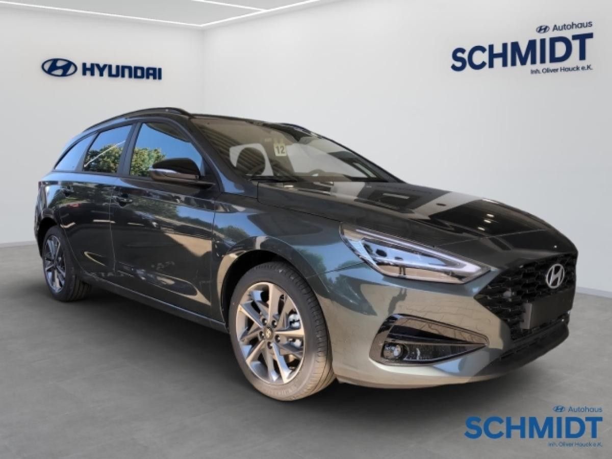 Hyundai i30 Kombi❄️WINTER-AKTION❄️Advantage 1.0 Turbo 48v Navi Rückfahrkam. PDCv+h Leasing