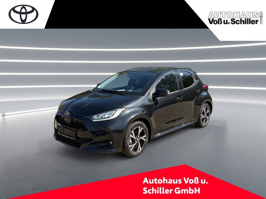 Toyota Yaris 1.5 l Hybrid Teamplayer Comfort Paket Leasing