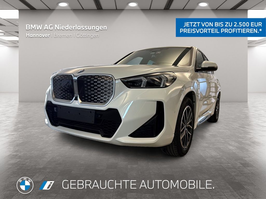 BMW iX1 xDrive30 M Sport AHK Driv.Assist.Prof LED Leasing