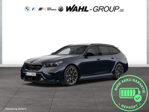 BMW M5 Touring Panorama AHK M Drivers Pack BowersWil