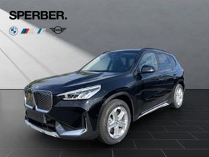 BMW iX1 xDr.30 xLine,Travel Pkt.,Lenkradhzg.,AHK,Aktivsitz,uvm. Leasing