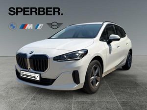 BMW 220 Active Tourer i Navi, LED, Parkass., Keyless, AHK, uvm.