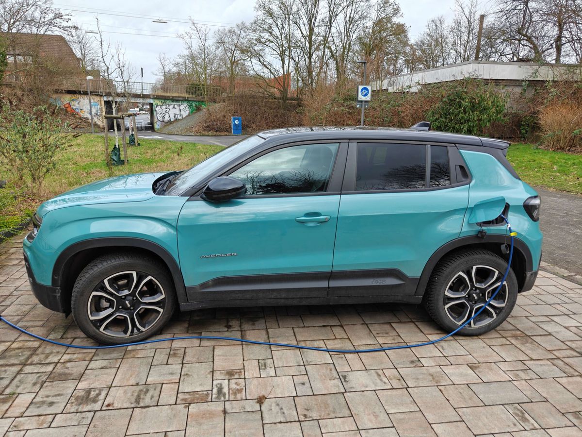 Leasingübernahme Jeep Avenger Summit (elektro) Leasingübernahme