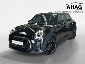 MINI Cooper Aut 5-Türer Essential Trim