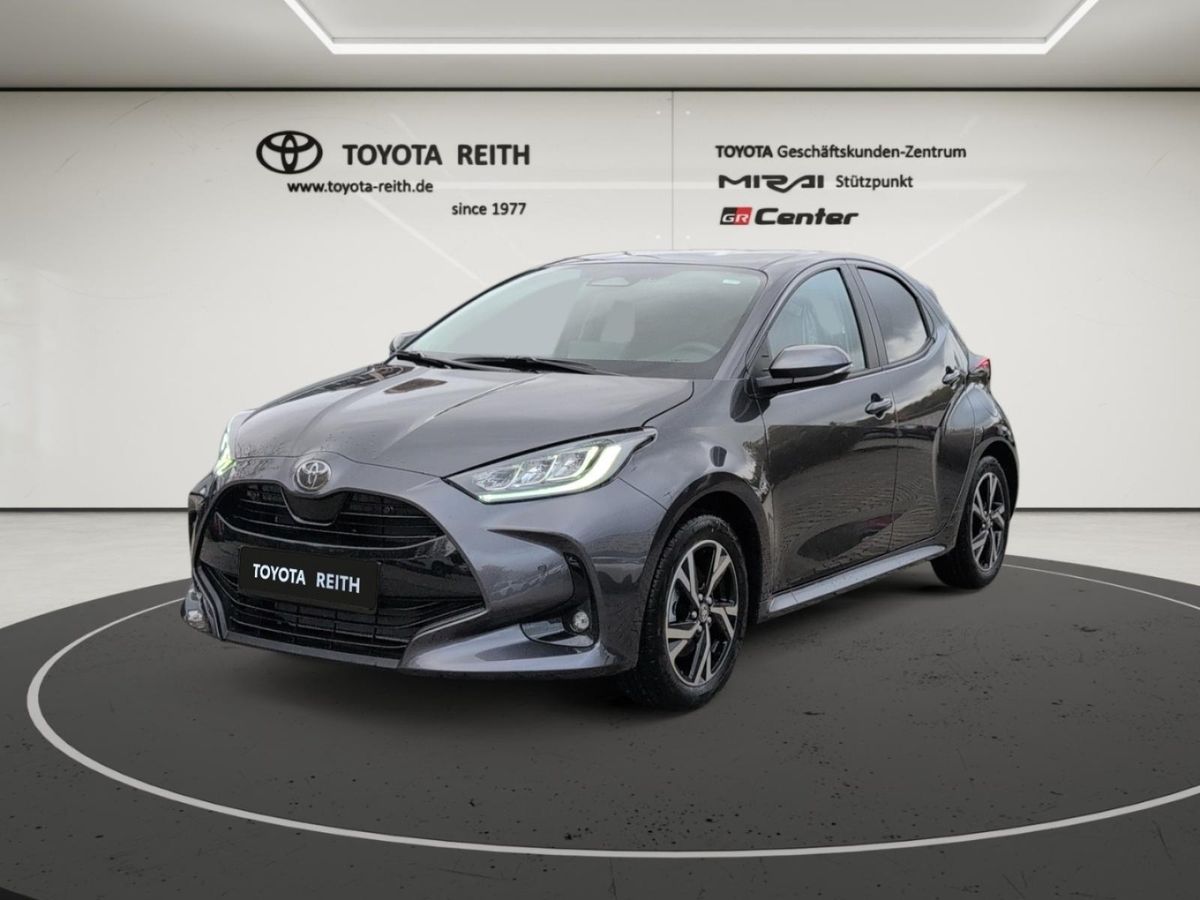 Toyota Yaris Hybrid Teamplayer Automatik Sitzheizung 116 PS metallic Leasing