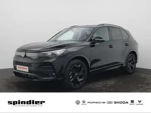 Volkswagen Tiguan R-Line 150PS TDI DSG. Black Style, AHK
