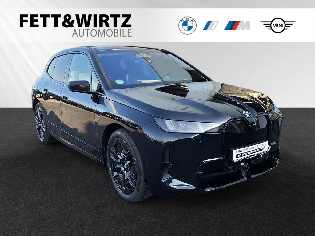 BMW iX xDrive45 Lr. 780,- br. o.Anz. 42Mon/5`Km p.A. Leasing