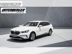 BMW i5 eDrive 40 Touring⚡️Bestellfahrzeug🎨frei konfigurierbar