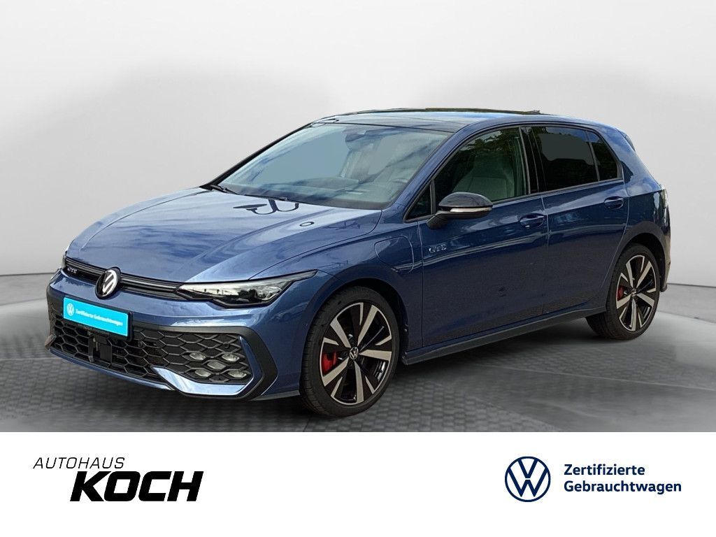 Volkswagen Golf VIII GTE Navi LED AHK Kamera Pano Leasing