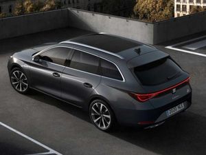 CUPRA Leon Sportstourer VZ 2,0 TSI 4Drive DSG Auto-Abo