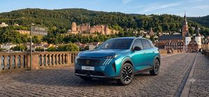 Peugeot 3008 Business inkl. Allwetterreifen