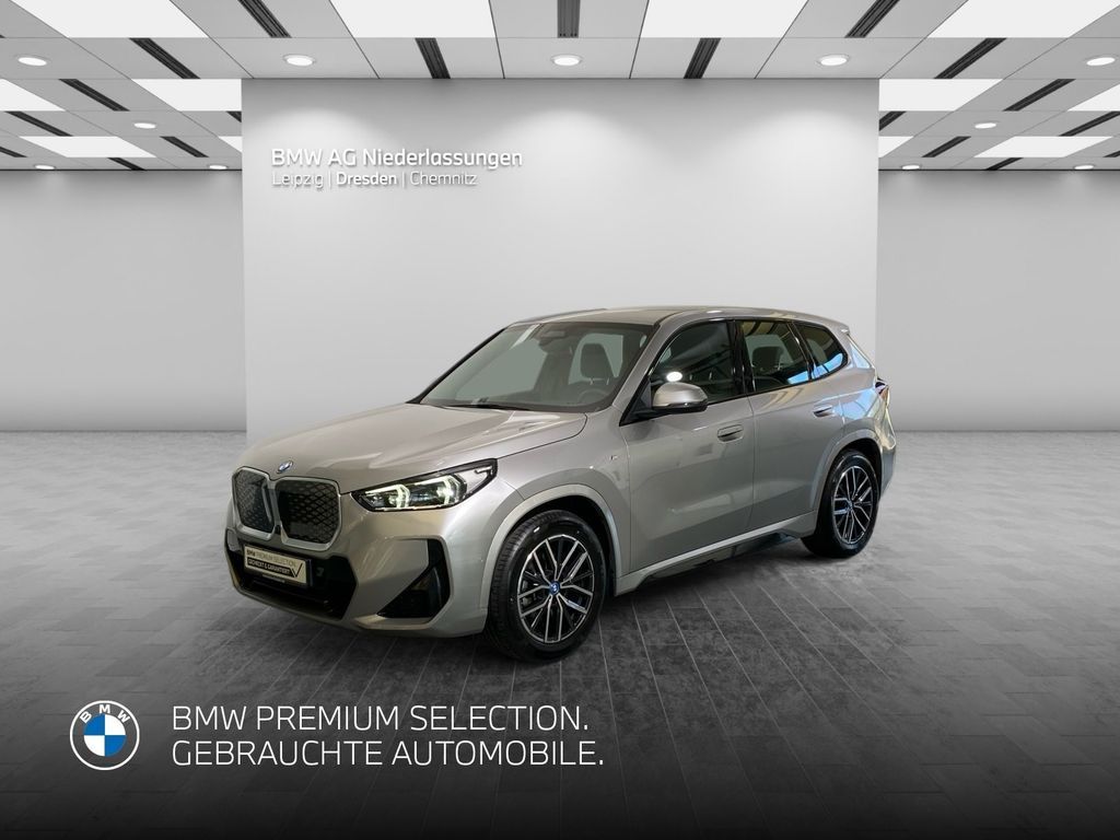 BMW iX1 xDrive30 M Sport AHK Driv.Assist.Prof LED Leasing