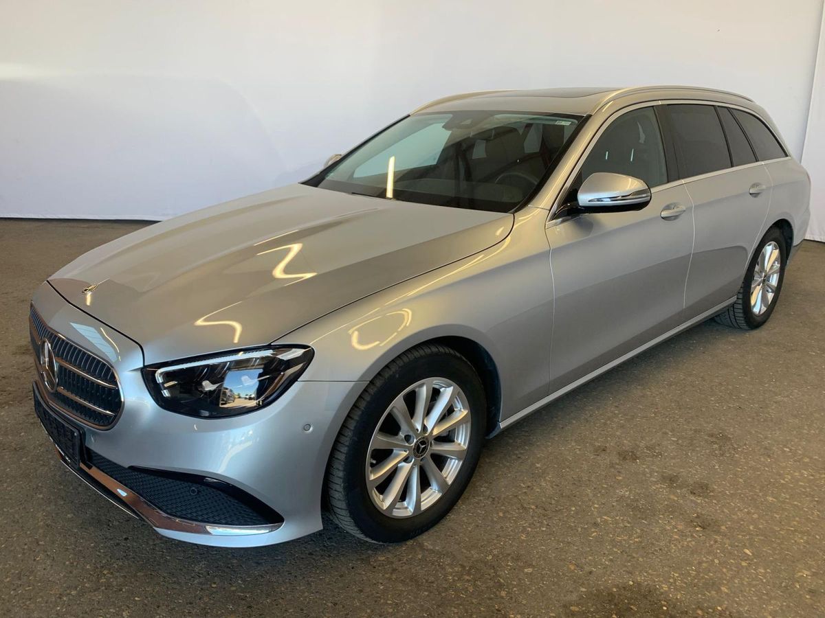 Mercedes-Benz E 220 T-Modell NAVI/LED/PDC/AHK *SOFORT* Leasing