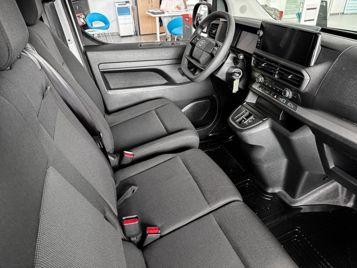 Toyota Proace L1 Meister BEV Laderaumboden #30539284 Leasing