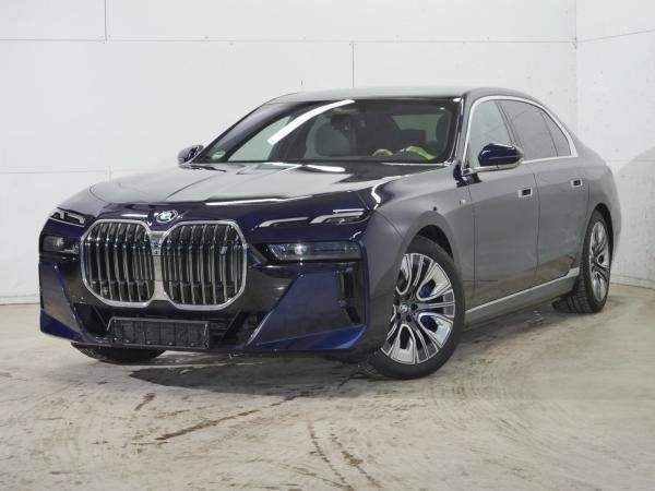 BMW i7 50 Limo. eDri., 
