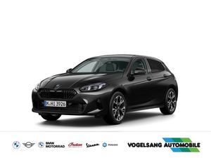 BMW 120 iA M Sport Exterieur Serienfahrwerk harman/k