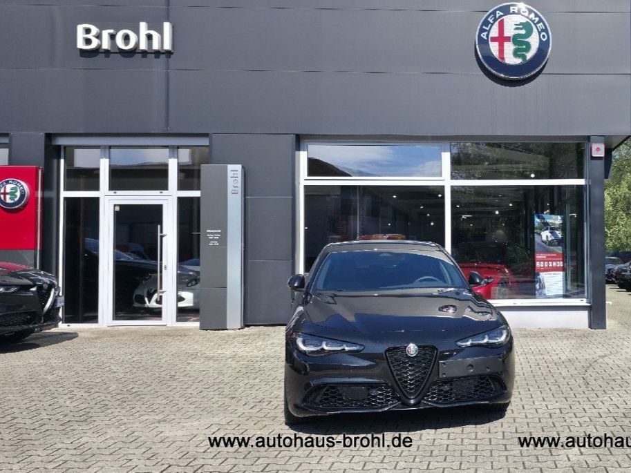 Alfa Romeo Giulia Intensa Q4 Leasing