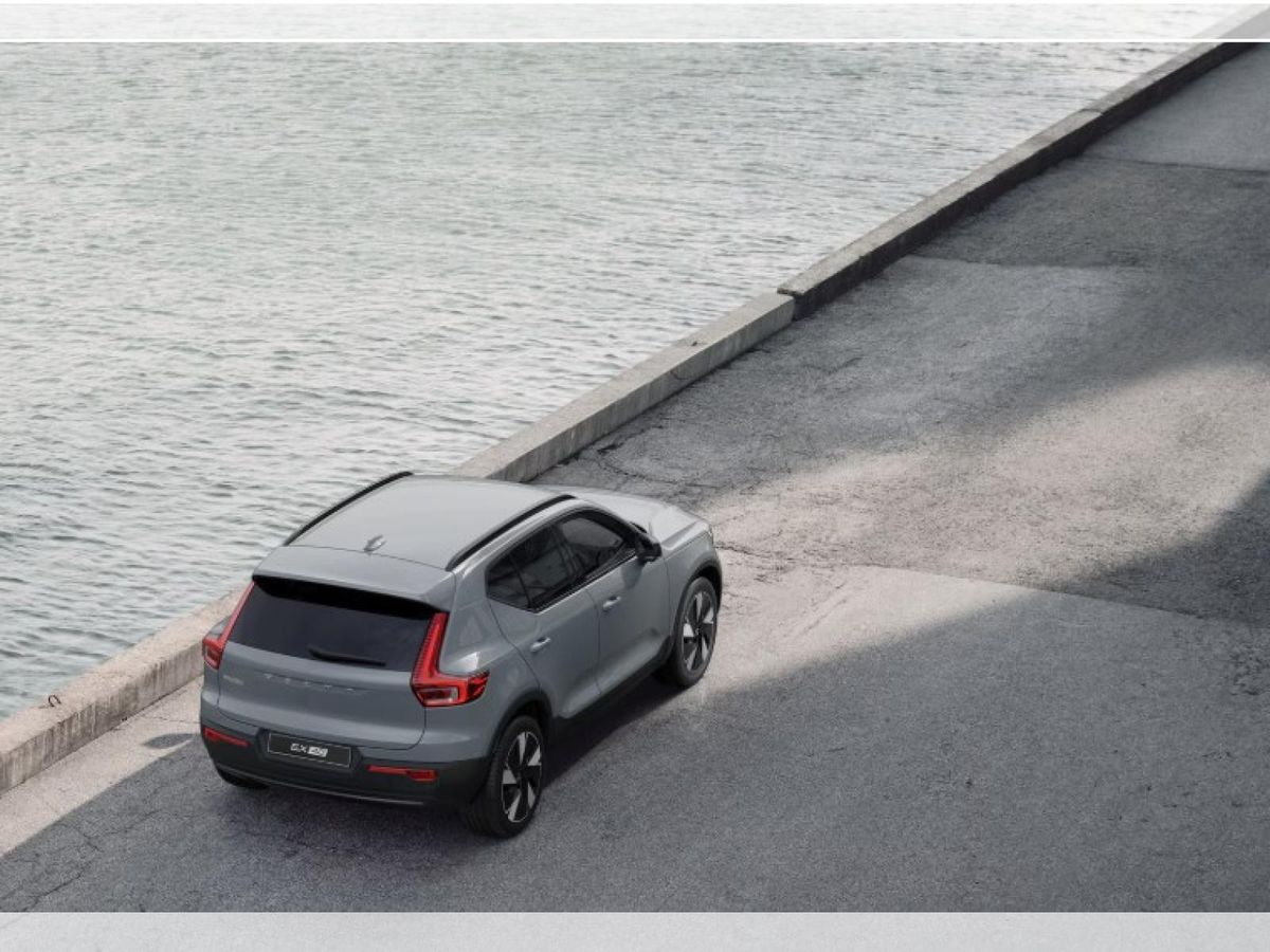 Volvo EX40 Single Extended Range Plus *SOFORT LIEFERBAR* Leasing