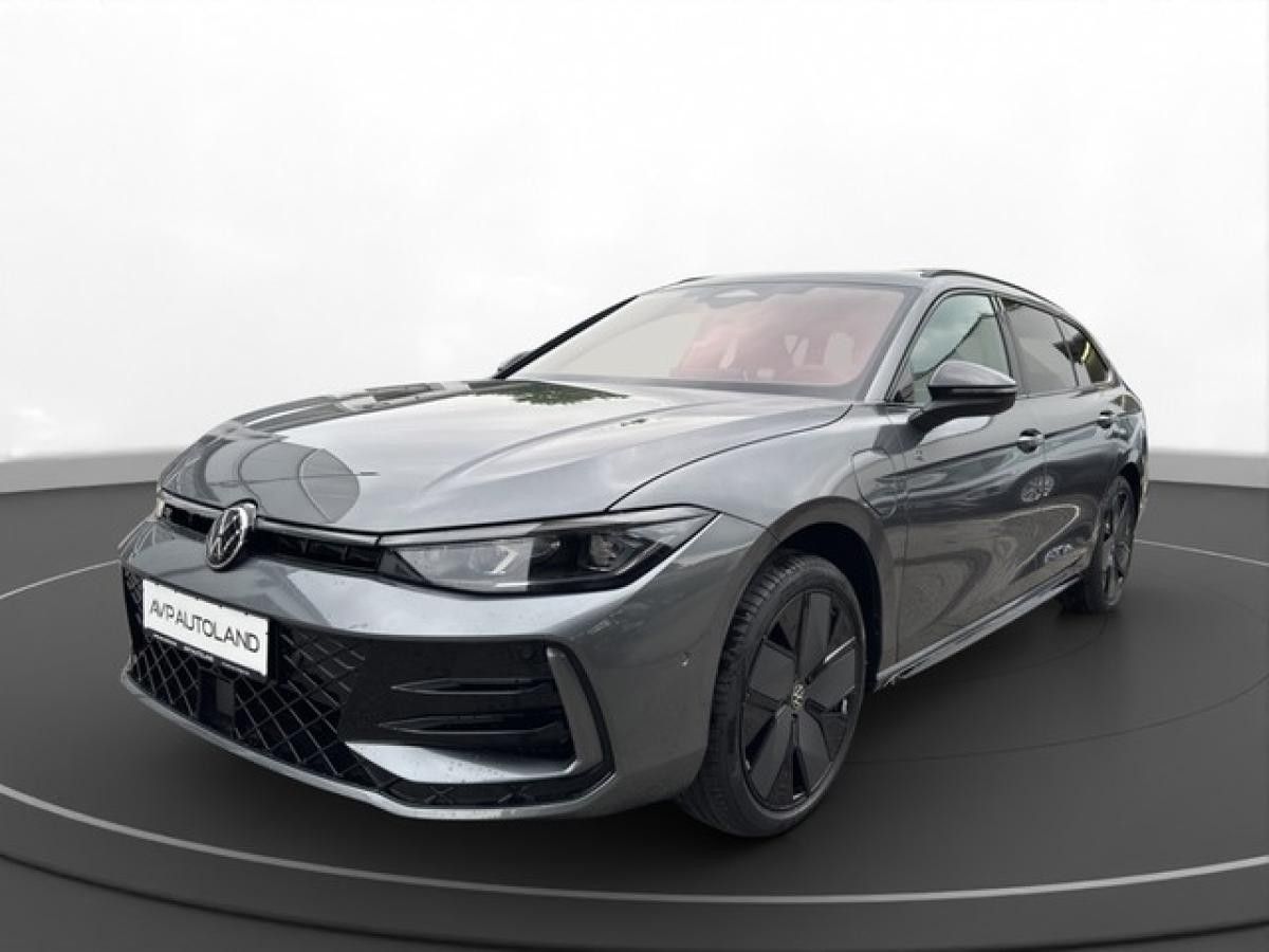 Volkswagen Passat 1.5 TSI eHybrid DSG R-Line BlackStyle | PANO | LEDER VARENNA | HARMAN KARDON Leasing