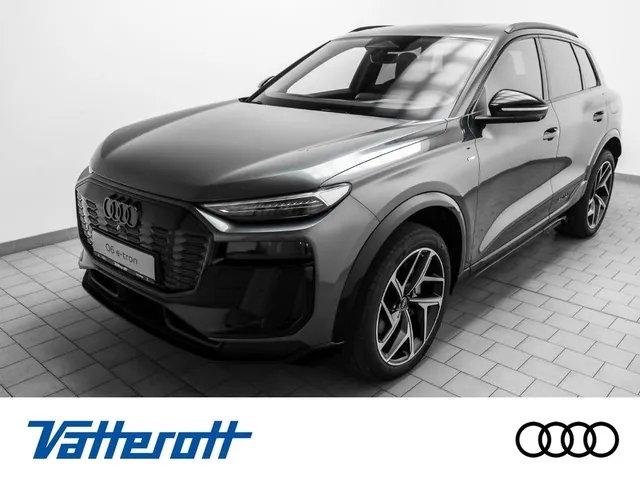 Audi Q6 e-tron SUV S line business performance Pano L