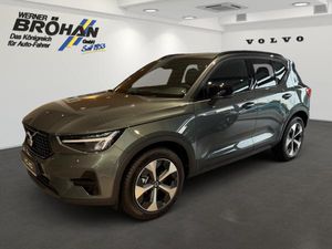 Volvo XC40 B3 Mild-Hybrid Benzin Plus Dark