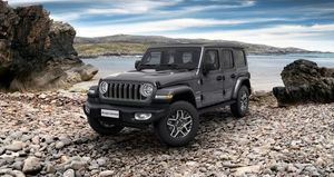 Jeep Wrangler Sahara Unlimited Sky One Touch