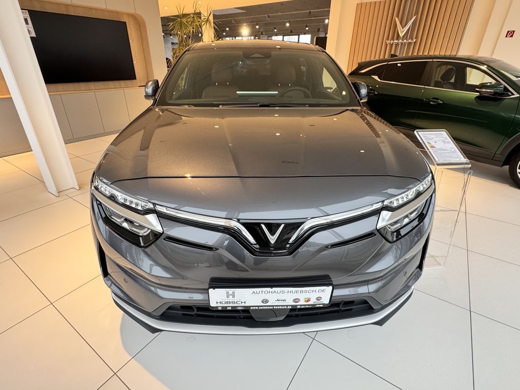 VinFast VF8 AWD Plus Leasing