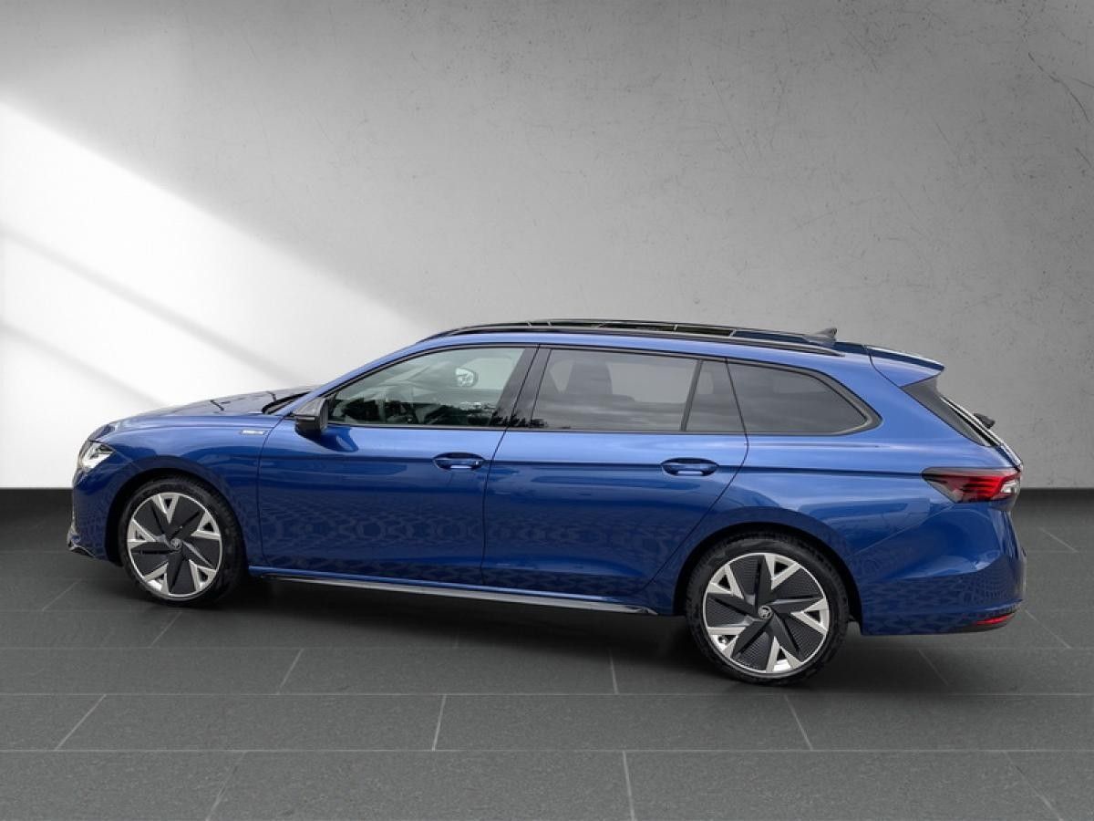 Skoda Superb Combi 2.0 TSI 4x4 DSG Sportline  Neu eingetroffen Leasing