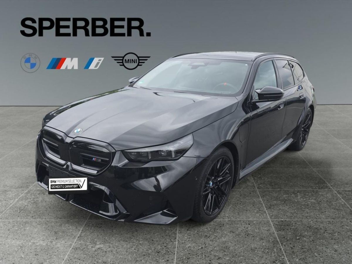 BMW M5 Touring M Drivers Package*Bowers*AHK* uvm. Leasing