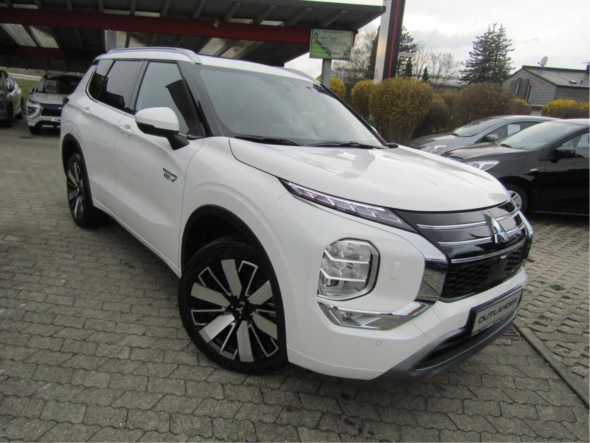 Mitsubishi Outlander 2.4 PHEV 4WD Top NAVI LED SHZ ACC MASSAGE Leasing