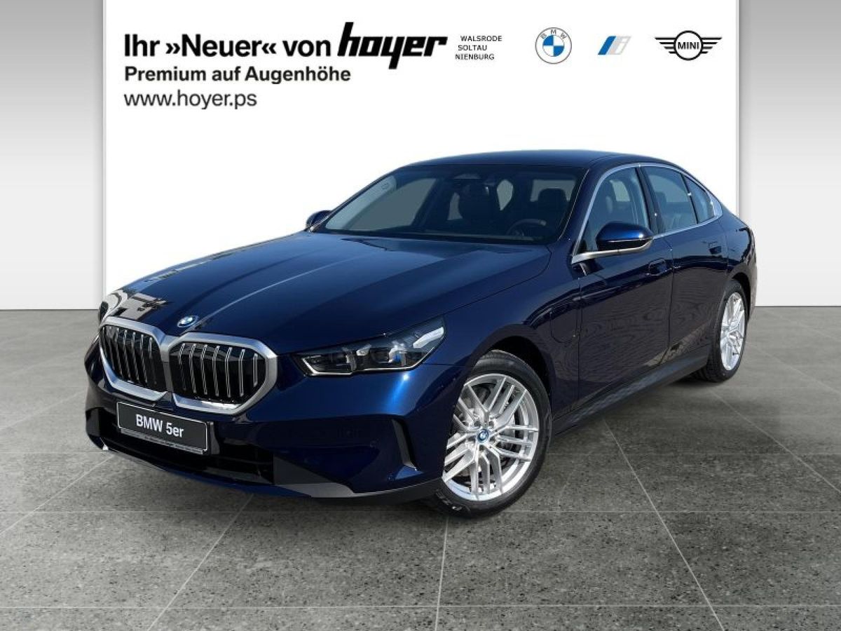 BMW 550 e xDrive Comfort Paket AHK, Winterräder  uvm. Leasing